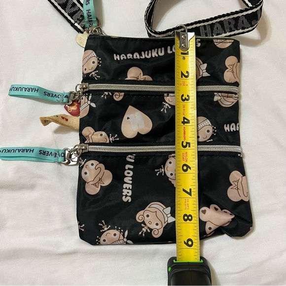 Harajuku Lovers 3 Zipper Crossbody purse by Gwen Stefani - Picture 6 of 7